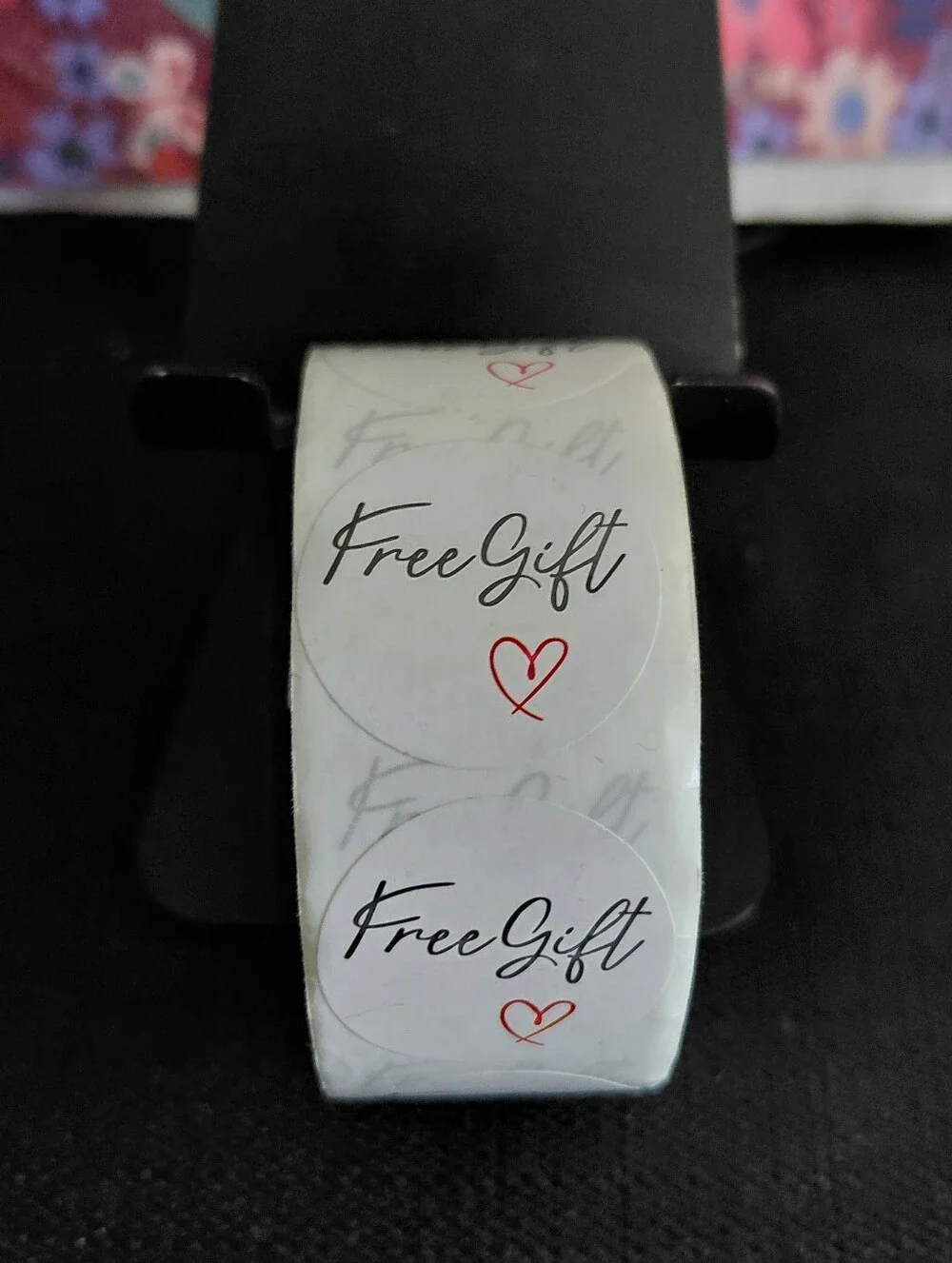 500ct. 'Free Gift' Sticker White with Black/Red Print Bonus 3 Random Polymailers